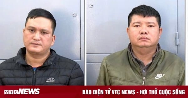 Detained group of bodyguards blocking the road, regulating the wedding convoy in Thanh Hoa