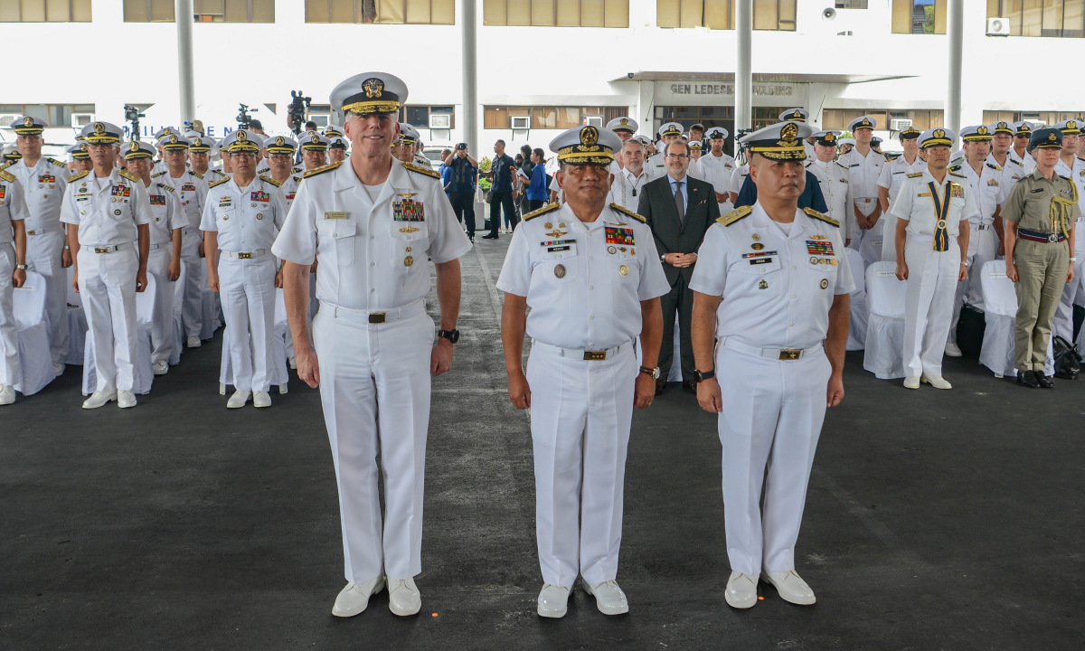 Estados Unidos y Filipinas realizan ejercicios antisubmarinos en el Mar del Este