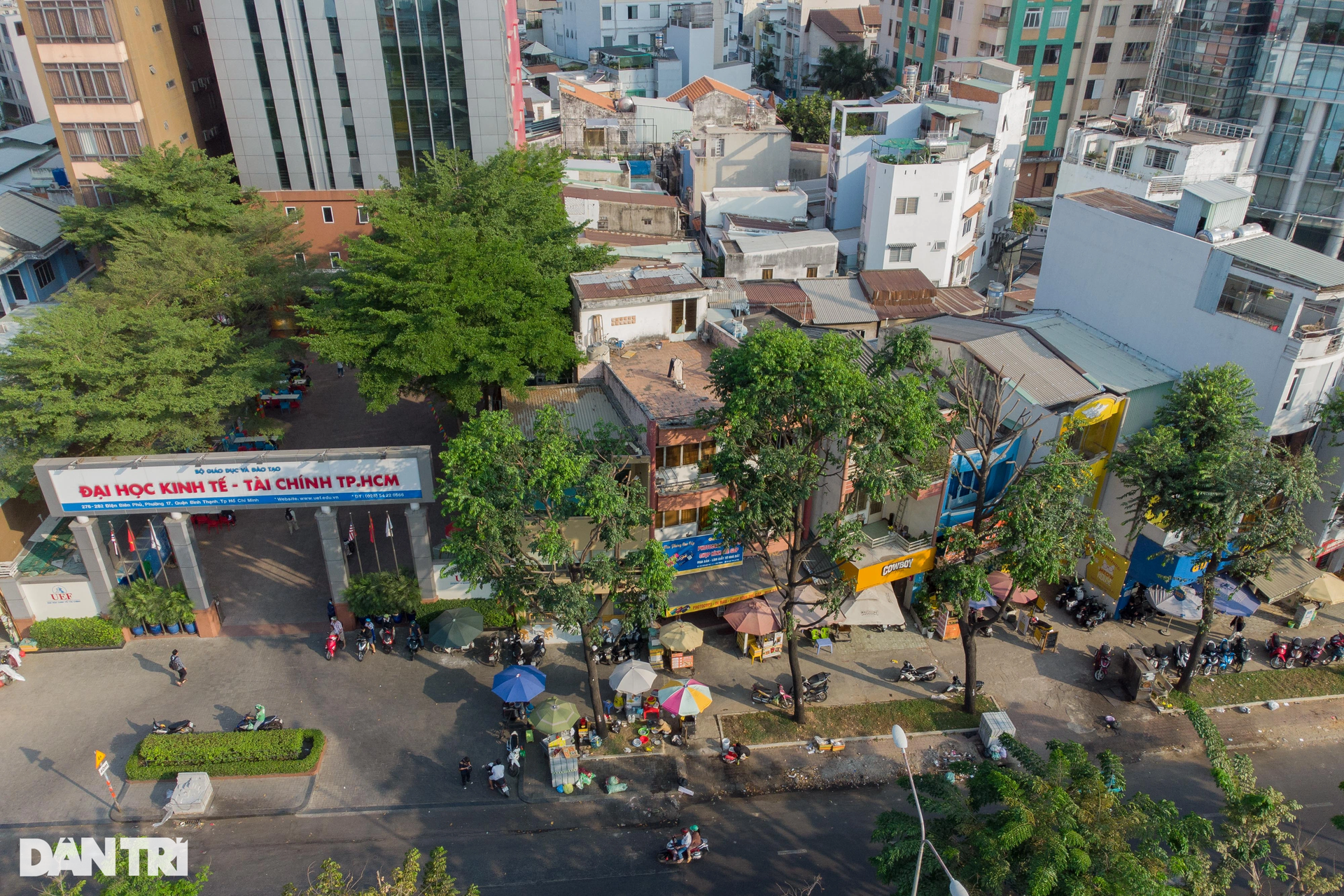 Images de maisons coûtant un demi-milliard de VND/m2 ou vendues aux enchères à plusieurs reprises sans succès photo 12