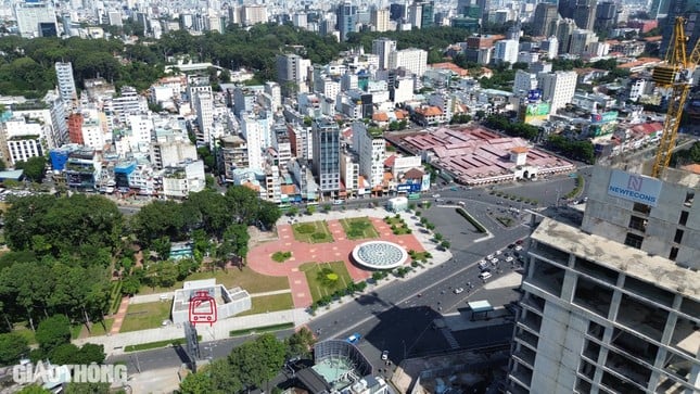 Close-up of metro stations No. 1 in Ho Chi Minh City, photo 2