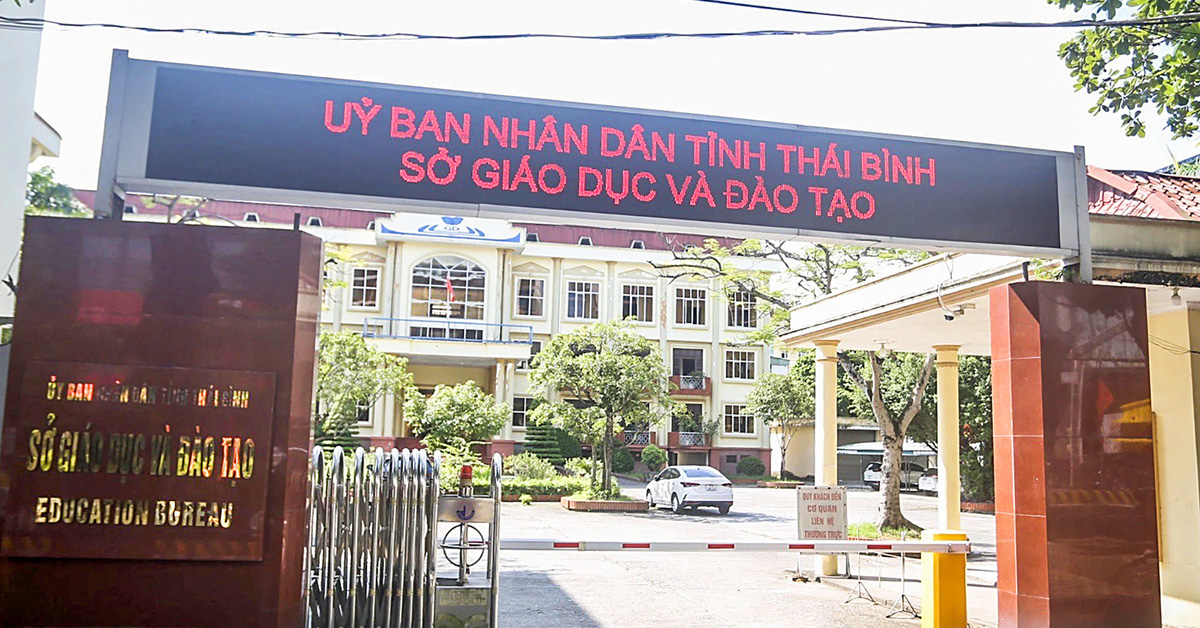 Thai Binh 10th grade exam score irregularities: Director of Department of Education and Training removed from office