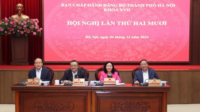 Ouverture de la 20e Conférence du Comité exécutif du Parti de Hanoi, passant en revue de nombreux contenus importants