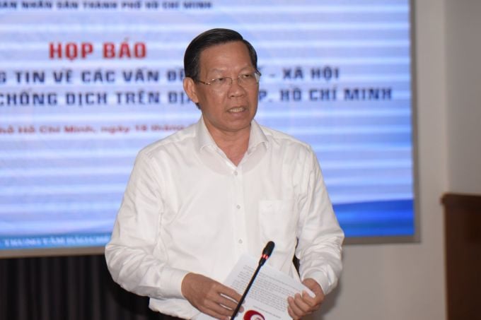 Le président du Comité populaire de Ho Chi Minh-Ville, Phan Van Mai, lors de la conférence de presse de l'après-midi du 18 mai. Photo : Ha Khanh