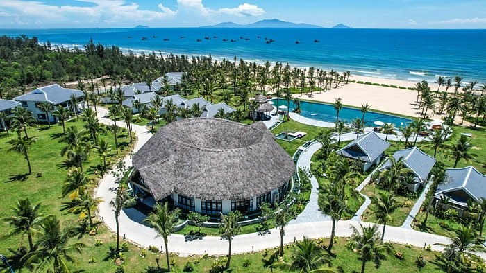 Из отеля Bliss Hoi An Beach Resort & Wellness открывается вид на море. Фото: Bliss Hoi An Beach Resort & Wellness