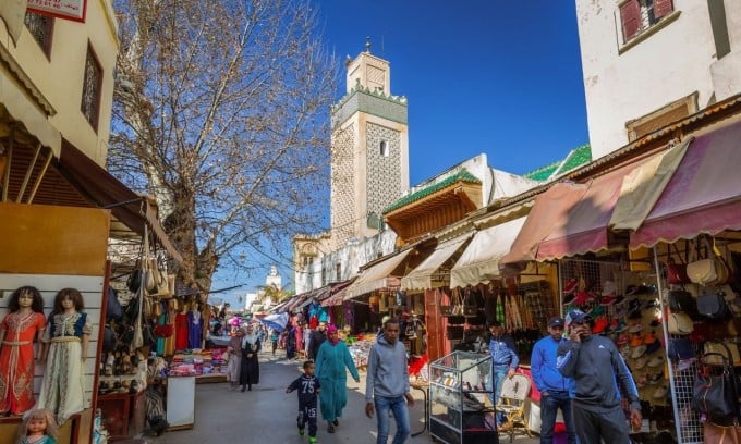 Die vom Erdbeben unberührten Tourismusaktivitäten in der Stadt Fez gehen weiter. Foto: Zdenek Kazr