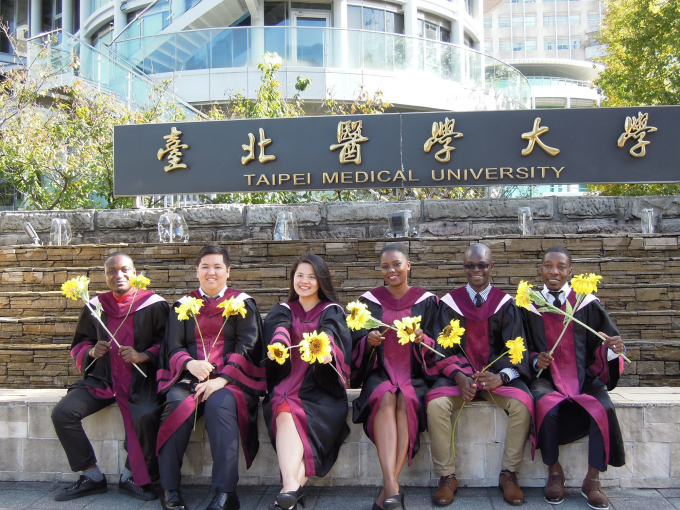 Students at Taipei Medical University. Photo: Taipei Medical University