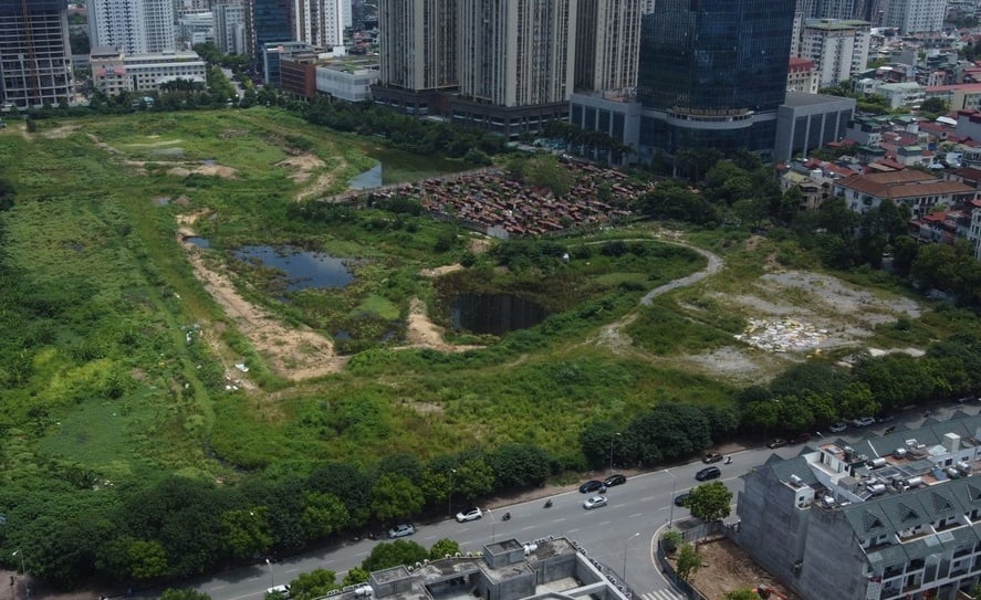 The Southwest Urban Area's regulating lake park project is located in Cau Giay district.