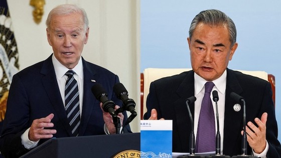 Tổng thống Mỹ Joe Biden và Bộ trưởng Ngoại giao Trung Quốc Vương Nghị. Ảnh: REUTERS ảnh 1