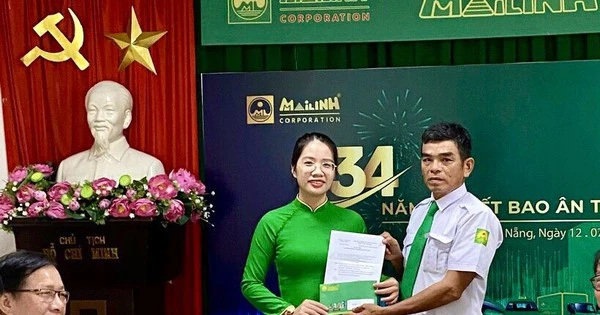 Khen thưởng tài xế giúp sản phụ vượt cạn trên xe taxi