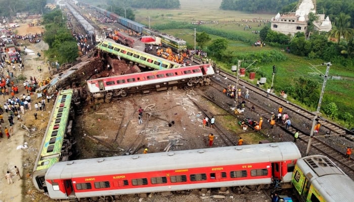 อุบัติเหตุรถไฟที่น่าสยดสยองในอินเดีย