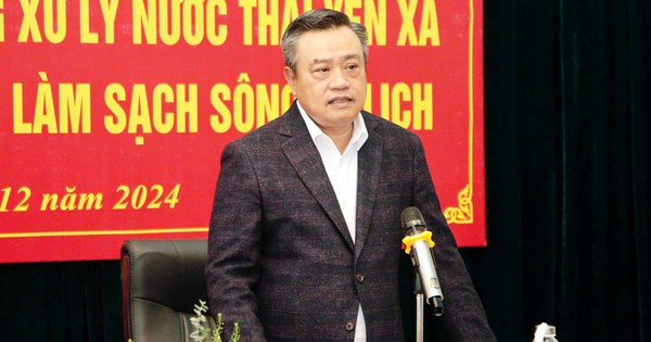 Le président de Hanoi fixe une date pour la relance de la rivière To Lich