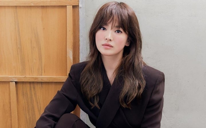 둥근 얼굴의 여성에게 자신감을 주는 헤어스타일 - 8