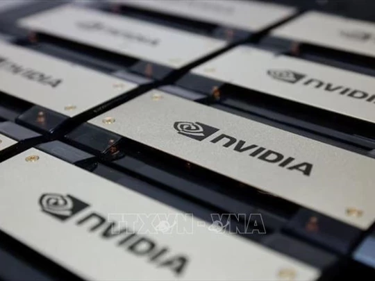 Chip AI Blackwell của Nvidia gặp vấn đề quá nhiệt trên máy chủ