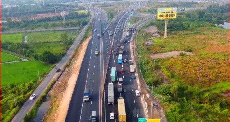 Beratung zum Ausbau der Stadtautobahn. HCM - Trung Luong