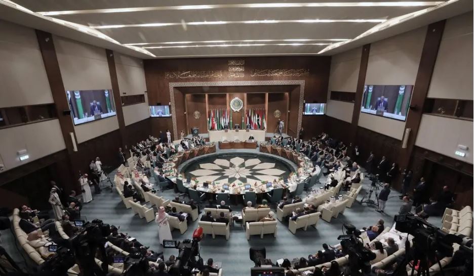 La Syrie revient au sein de la Ligue arabe dans l'espoir de mettre fin à la guerre civile et de rétablir la paix.