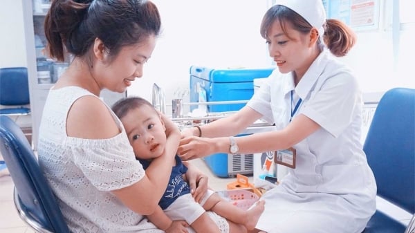 Chưa có cơ sở bố trí ngân sách cho Bộ Y tế mua vaccine tiêm chủng mở rộng năm 2023