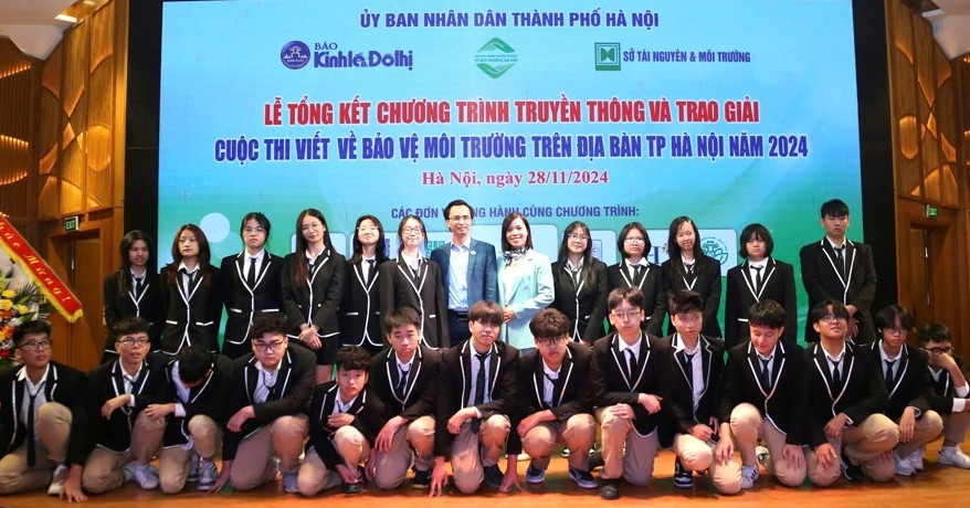សាលាញូវតុនផ្សព្វផ្សាយសារការពារបរិស្ថានក្នុងការបង្រៀន