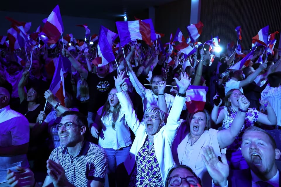 Se confirma que el partido de extrema derecha ha ganado la primera vuelta de las elecciones parlamentarias francesas.