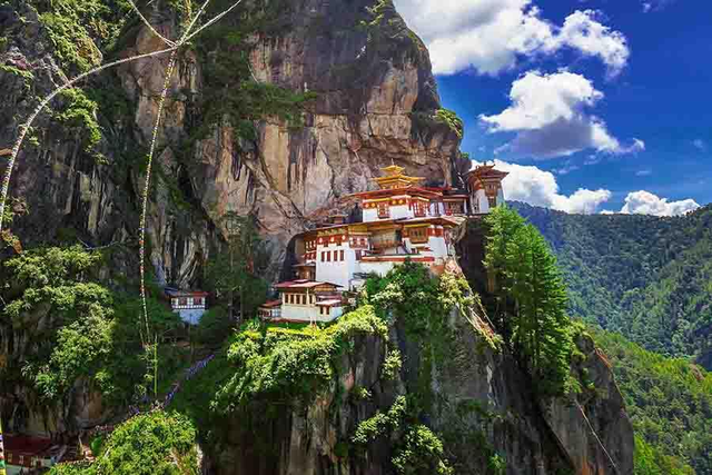 Kinh nghiệm du lịch Bhutan, một trong những nơi hạnh phúc nhất trên thế giới- Ảnh 2.