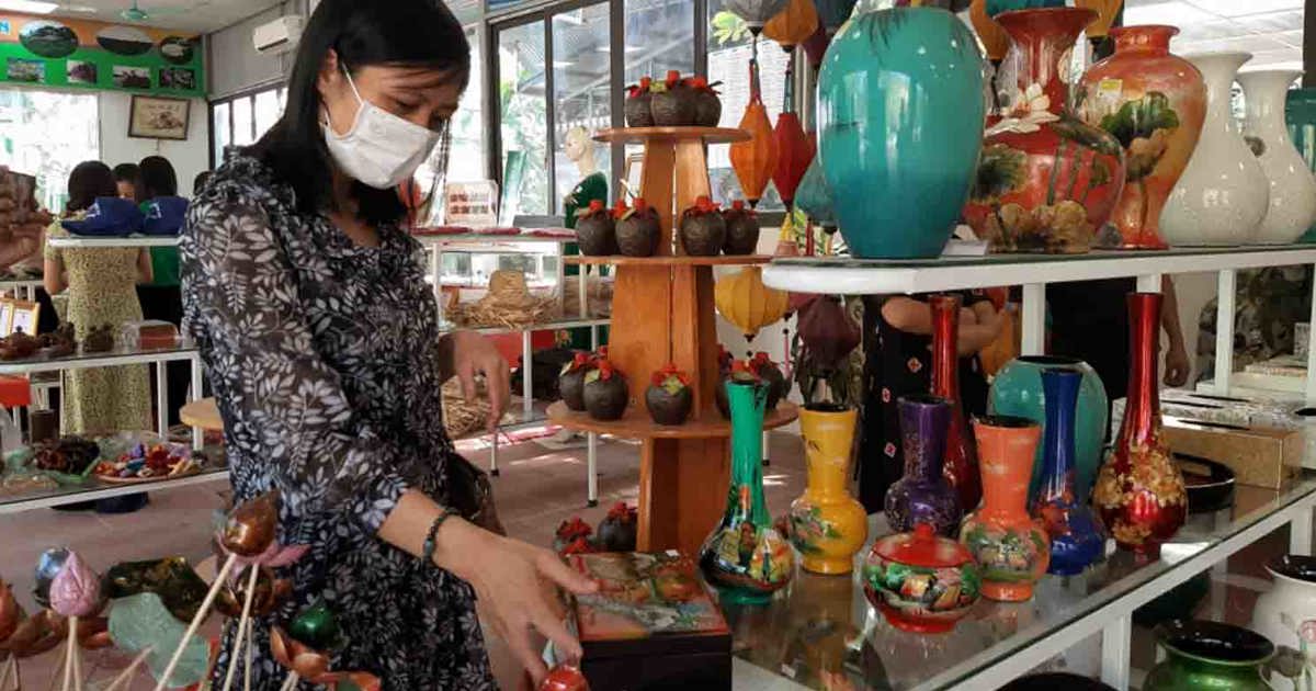 Hanoi launches tour "Duyen Thai Craft Village Art"