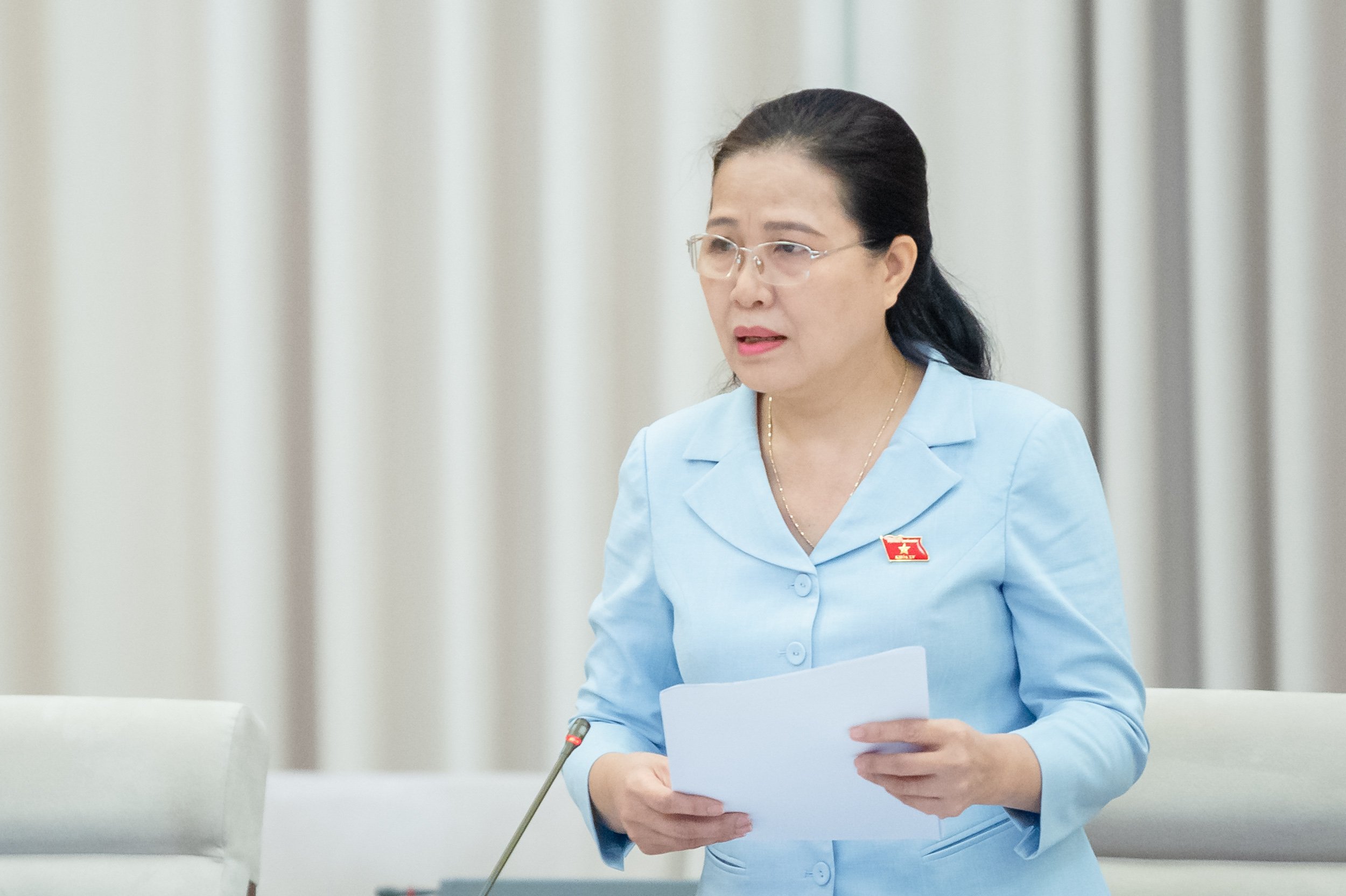 Phó Chủ nhiệm Ủy ban Xã hội Đỗ Thị Lan phát biểu tại cuộc làm việc