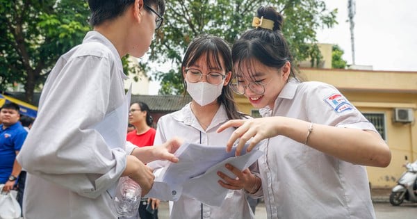 Hanoi's 10th grade entrance exam in 2025 will increase practical elements