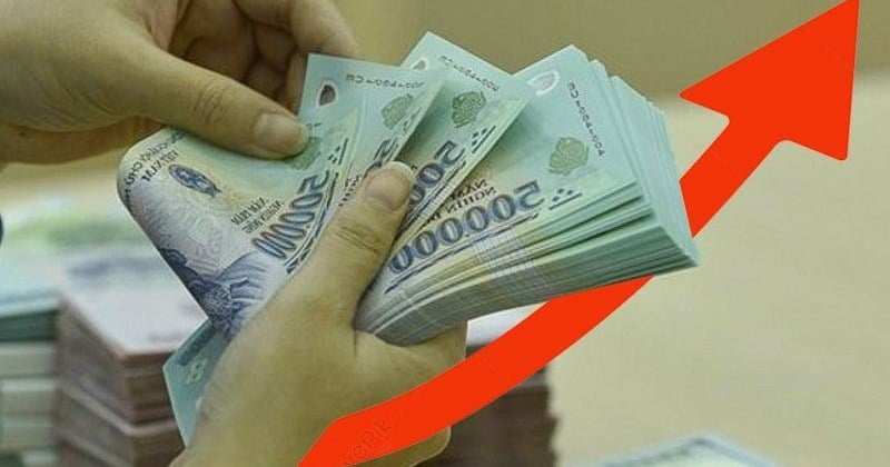 เวียดคอมแบงก์ ดอกเบี้ยสูงที่สุด ฝาก 200 ล้านดอง จะได้รับเงินเท่าไร?