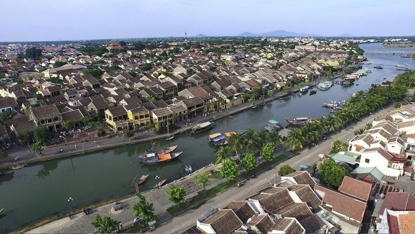 ホアイ川のほとりに位置するホイアン市のパノラマビュー。 （写真：ミン・ドゥック/VNA）
