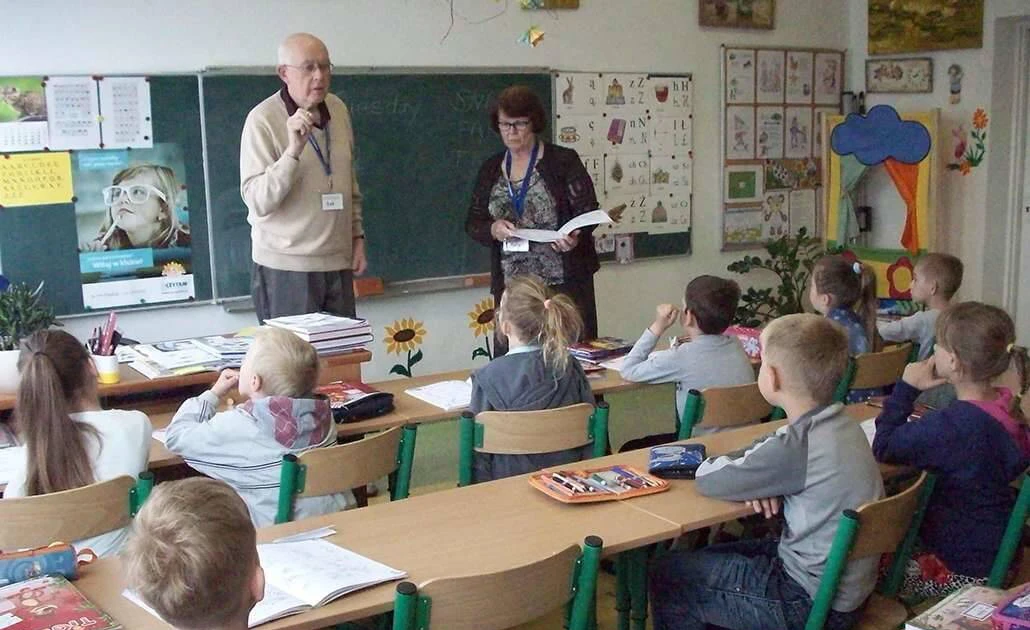 La UE lucha contra la escasez de docentes