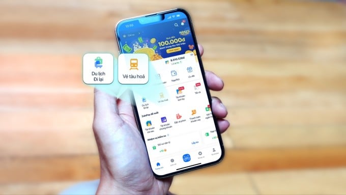 Пассажиры могут открыть раздел «Путешествия» или для удобства перенести функцию «Билет на поезд» на главный экран ZaloPay. Фото: ВНР