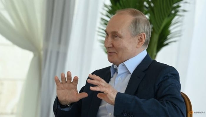 Tổng thống Putin nói vũ khí hạt nhân chiến thuật sẽ đến Belarus vào tháng 7