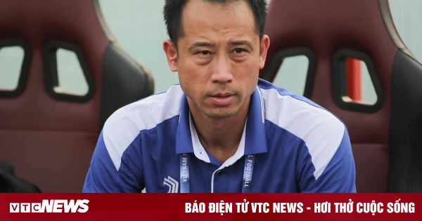 Former 'once in a century' centre-back resigns as head coach of Phu Tho Club