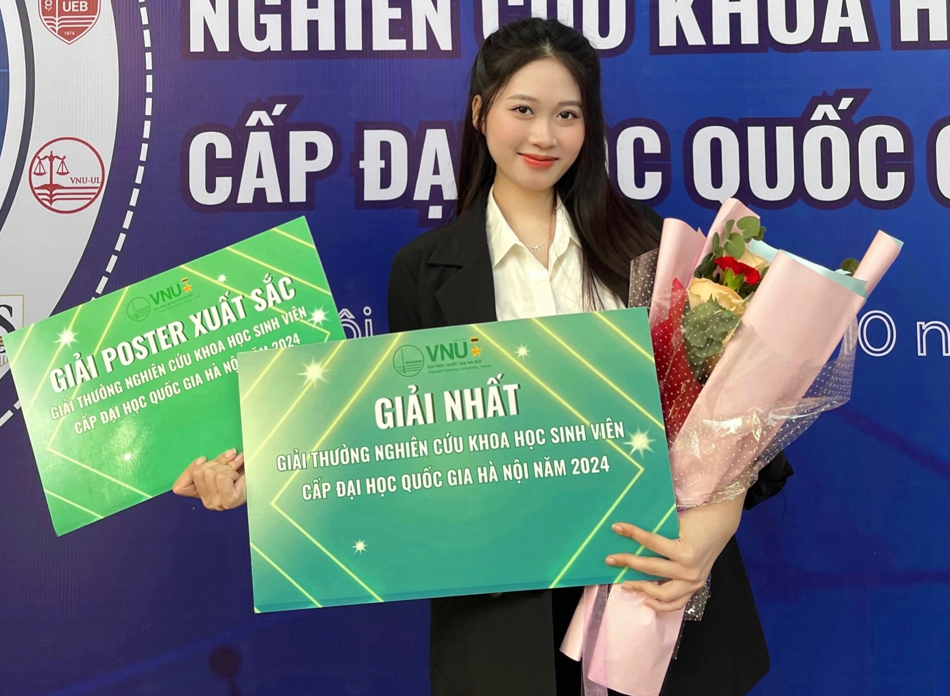 Nữ sinh 3 lần giành giải nhất, được tặng hoa Tổng Bí thư Tô Lâm - 4