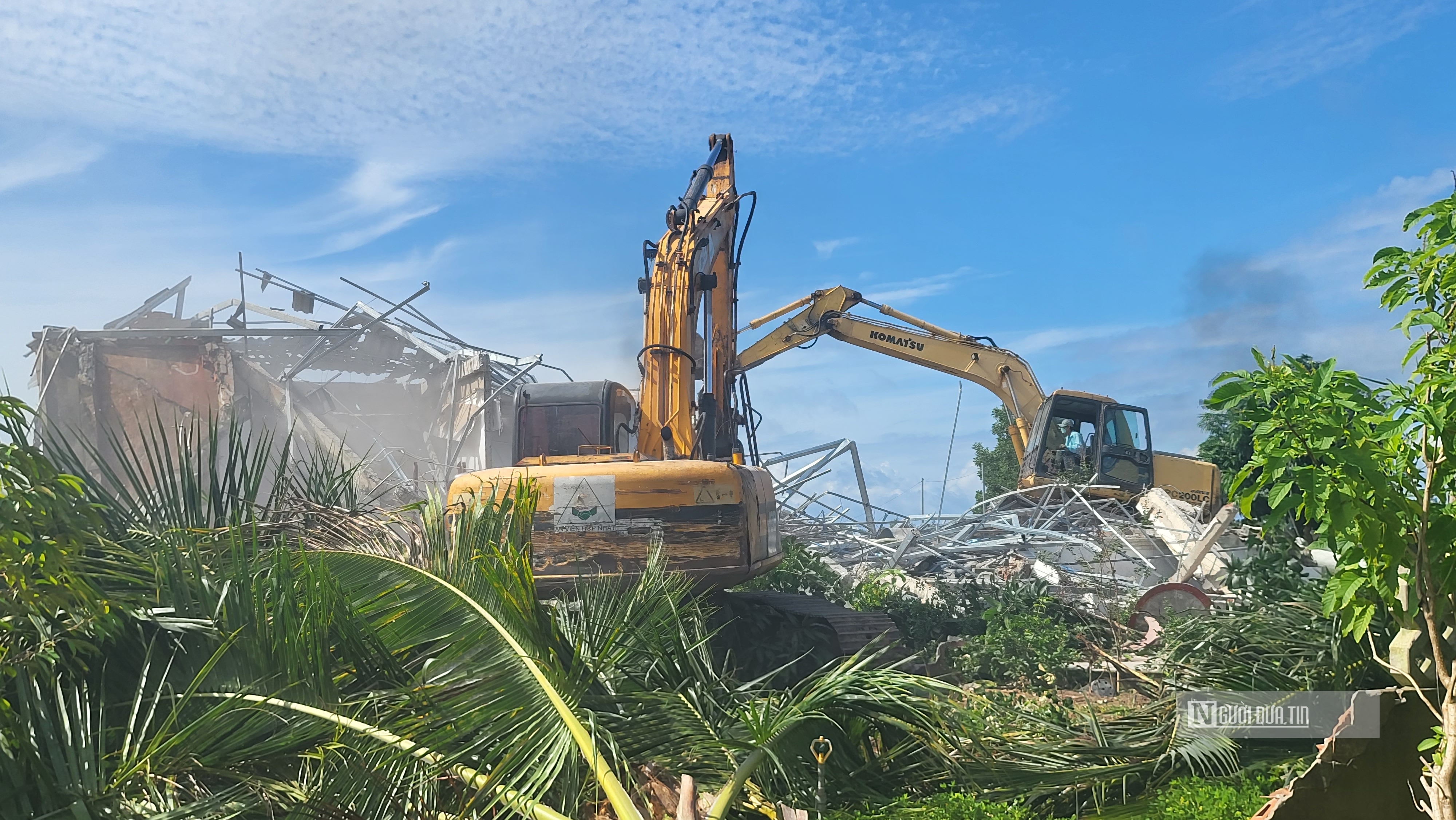 Real Estate - Kien Giang: Enforced demolition of 14 illegally built villas in Phu Quoc (Image 2).