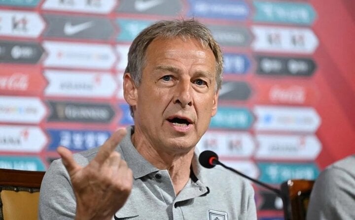 គ្រូបង្វឹក Klinsmann ទទួលបានប្រាក់ខែចំនួន 60 ពាន់លានដុងក្នុងមួយឆ្នាំ។