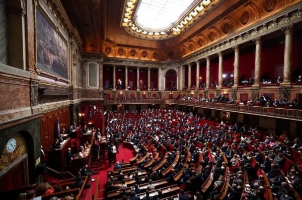 Francia hace historia al ser el primer país del mundo en incluir el derecho al aborto en su Constitución