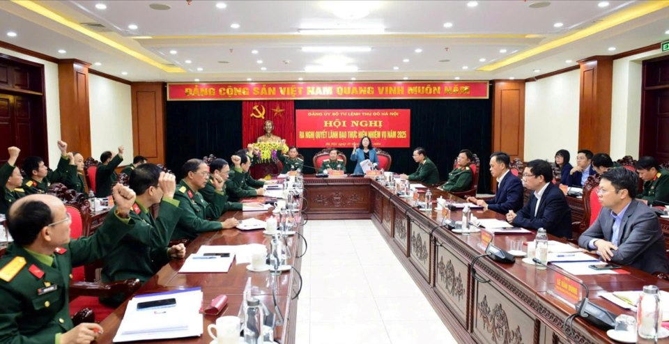អង្គសន្និបាតបានបោះឆ្នោតអនុម័តសេចក្តីសម្រេចចិត្ត។