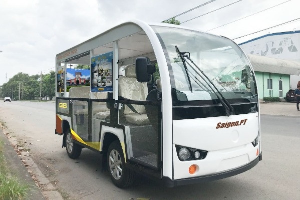 Ho Chi Minh-Ville teste 200 voitures électriques pour transporter les touristes qui visiteront le centre-ville