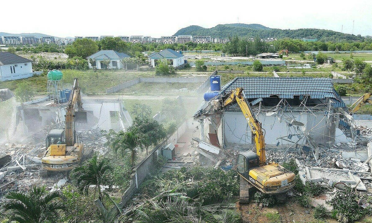 14 illegally built villas in Phu Quoc were demolished