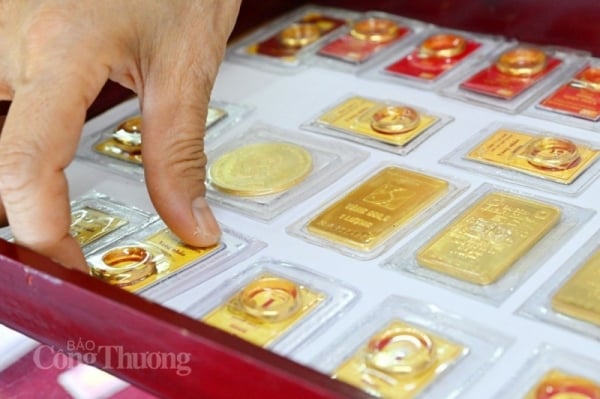 Domestic gold price increased by 650 thousand, SJC gold exceeded 81 million VND/tael