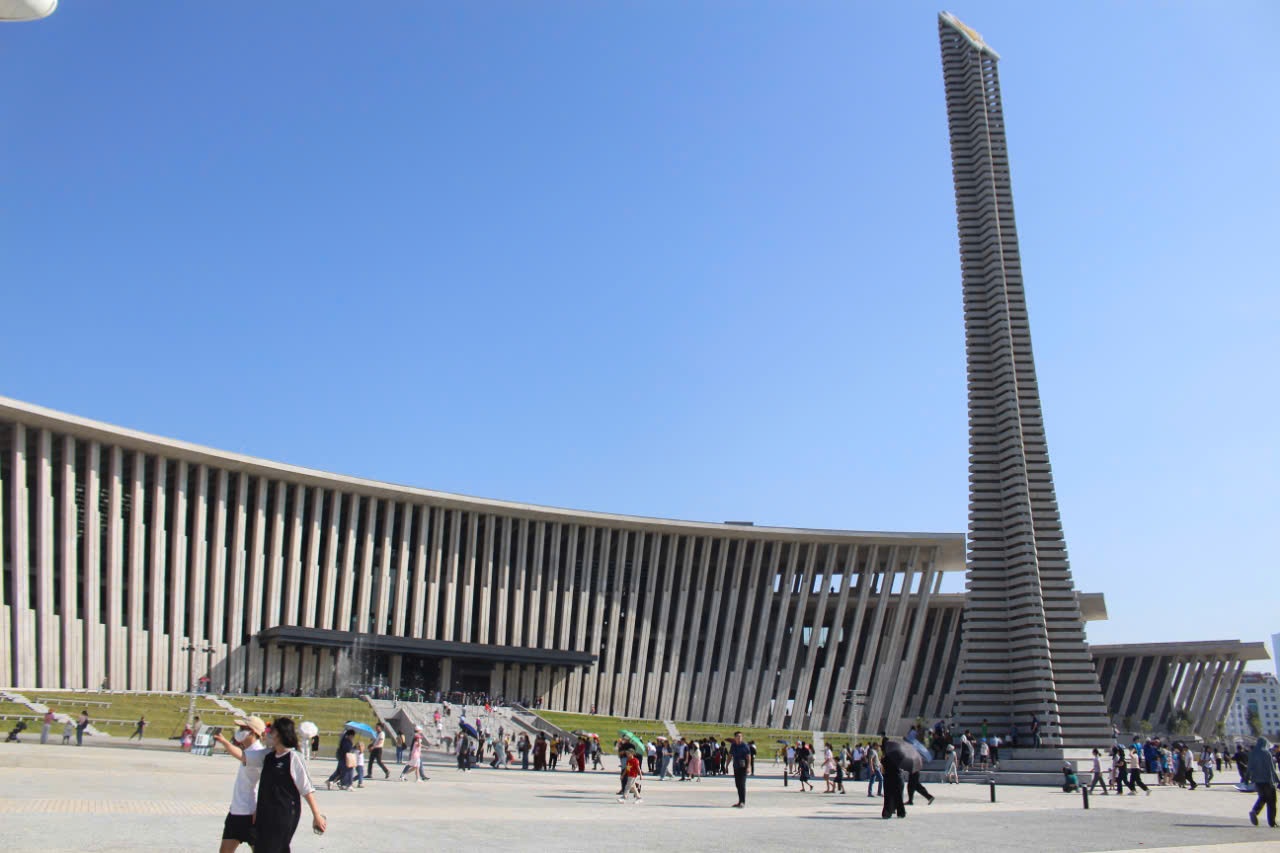 The architecture of the Museum building originates from the concept of “Heaven, Earth, Sea”. Photo: Thach Luu