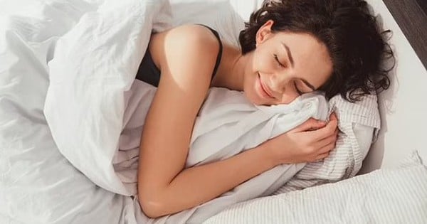 Sorprendente descubrimiento sobre dormir hasta tarde los fines de semana