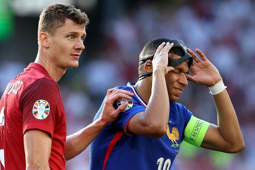 Mbappe phải đổi mặt nạ trước trận Pháp vs Bỉ, vòng 1/8 EURO 2024