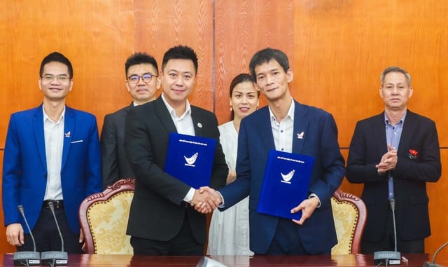VIRESA và AESF ký thỏa thuận hợp tác về thể thao điện tử - Ảnh 1.