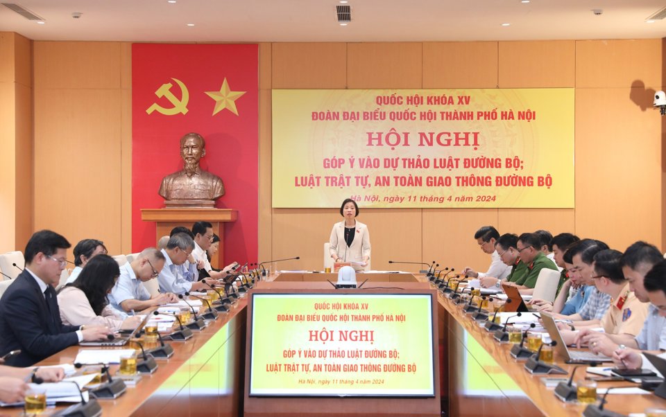 Quang cảnh hội nghị