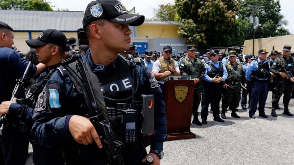 Le Honduras décrète immédiatement un couvre-feu après une fusillade qui a fait plus de 20 morts