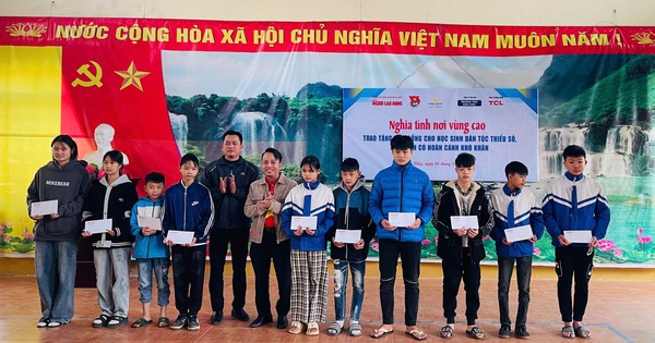 Warmth and affection sent to students in the mountainous area of ​​Dam Thuy