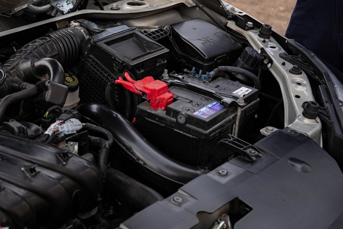 So verlängern Sie die Lebensdauer der Autobatterie Bild 2