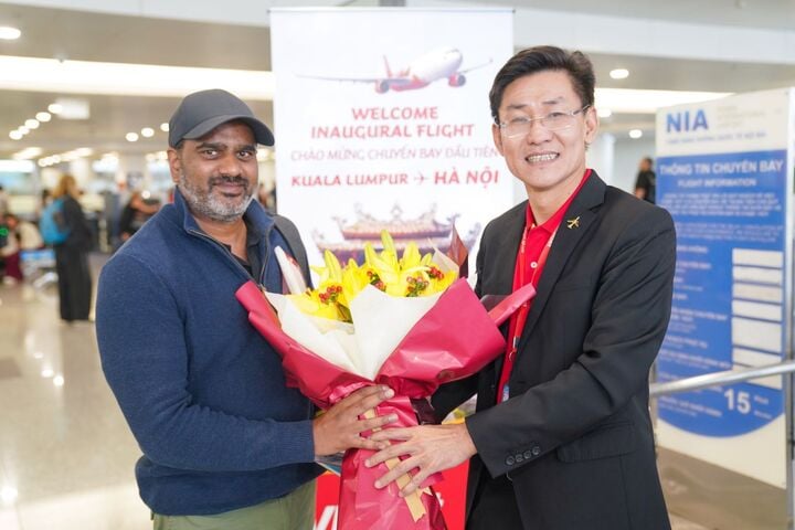 Vietjet accueille son premier vol entre Kuala Lumpur et Hanoi - 1