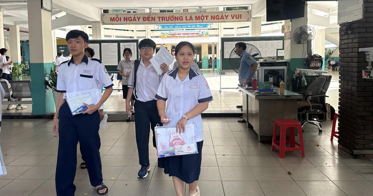 Ho Chi Minh-Ville modifie les délais de recrutement supplémentaires pour les classes spécialisées et intégrées de 10e année